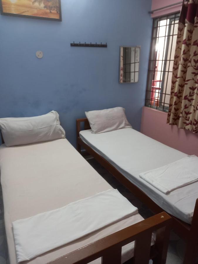 צ'ידמבראם Parisha Residency- Temple Side Hotel מראה חיצוני תמונה