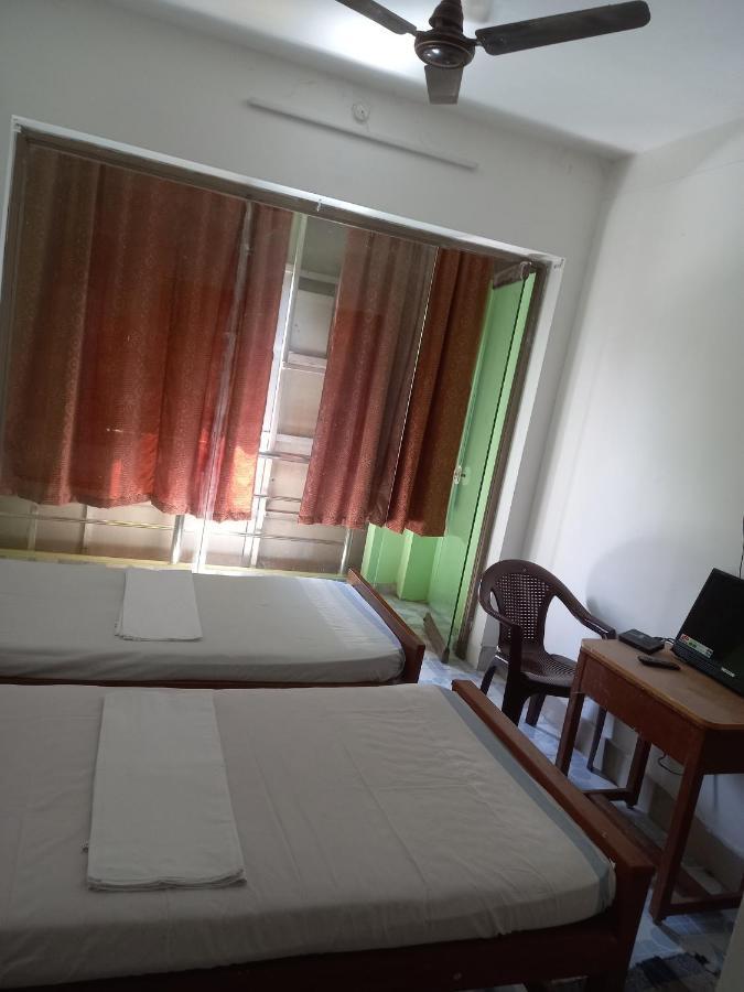 צ'ידמבראם Parisha Residency- Temple Side Hotel מראה חיצוני תמונה