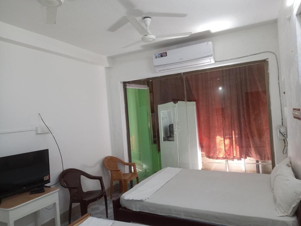 צ'ידמבראם Parisha Residency- Temple Side Hotel מראה חיצוני תמונה