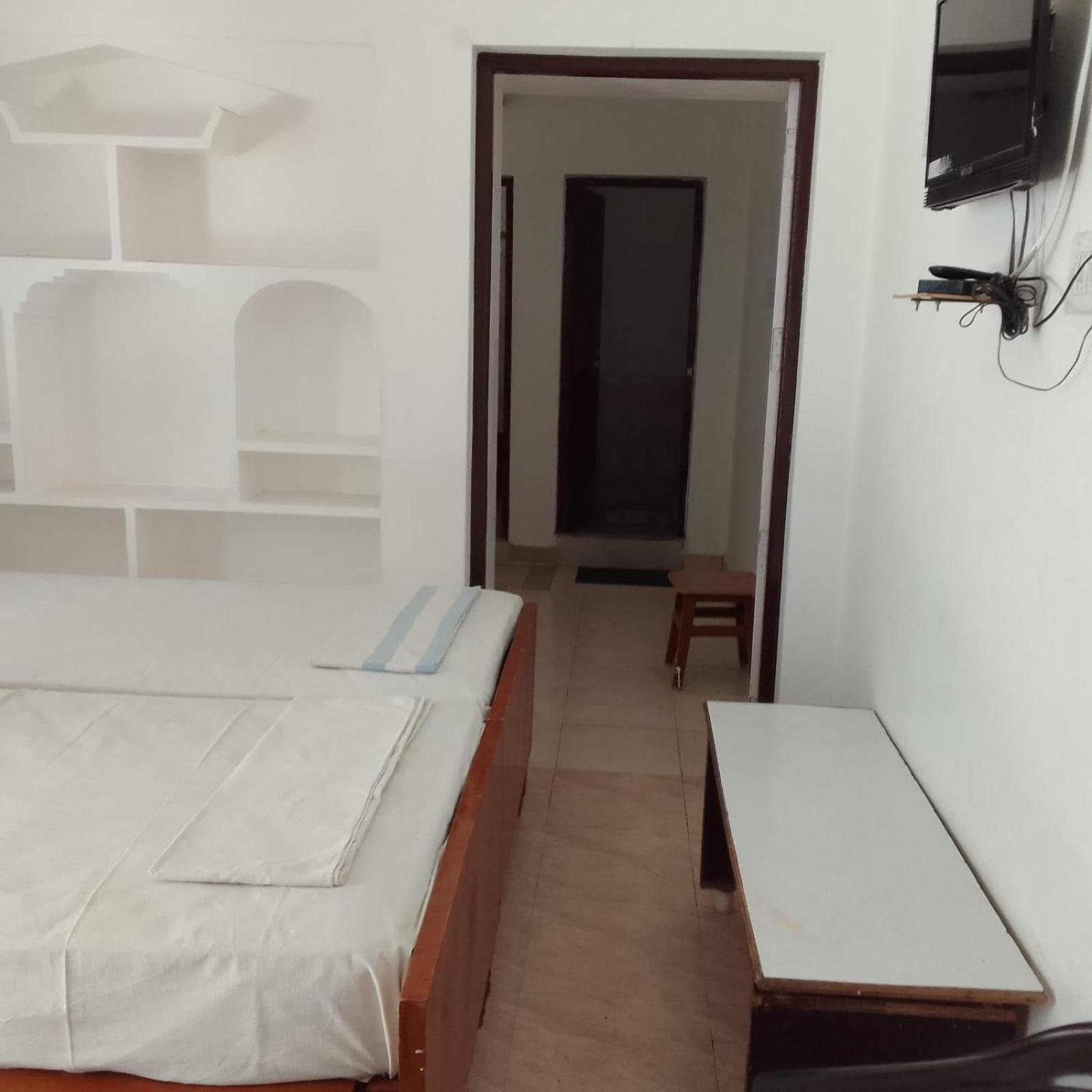 צ'ידמבראם Parisha Residency- Temple Side Hotel מראה חיצוני תמונה